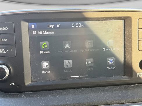 Used 2020 Hyundai Santa Fe SE AWD/4WD image 24