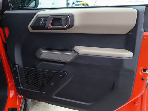 Used 2022 Ford Bronco Wildtrak image 26