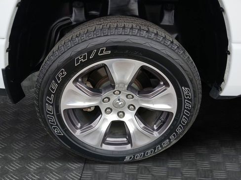 Used 2024 RAM 1500 Laramie RWD image 23