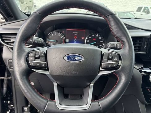 Used 2024 Ford Explorer ST-Line w/ Class IV Trailer Tow Package AWD/4WD image 23