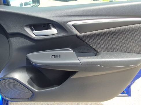 Used 2018 Honda Fit EX image 17