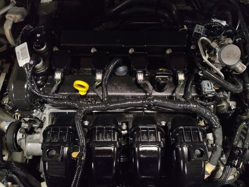 Used 2018 Ford Focus SE image 30