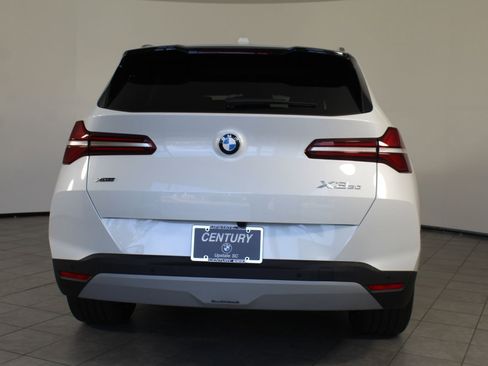 New 2026 BMW X3 xDrive30 w/ Premium Package image 9
