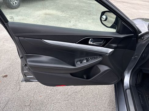 Used 2016 Nissan Maxima 3.5 SV image 10
