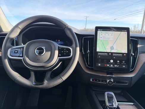 New 2026 Volvo XC60 B5 Ultra w/ Climate Package image 15