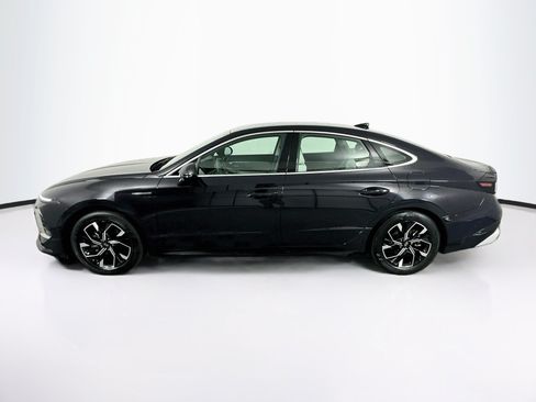 Used 2025 Hyundai Sonata SEL FWD image 4