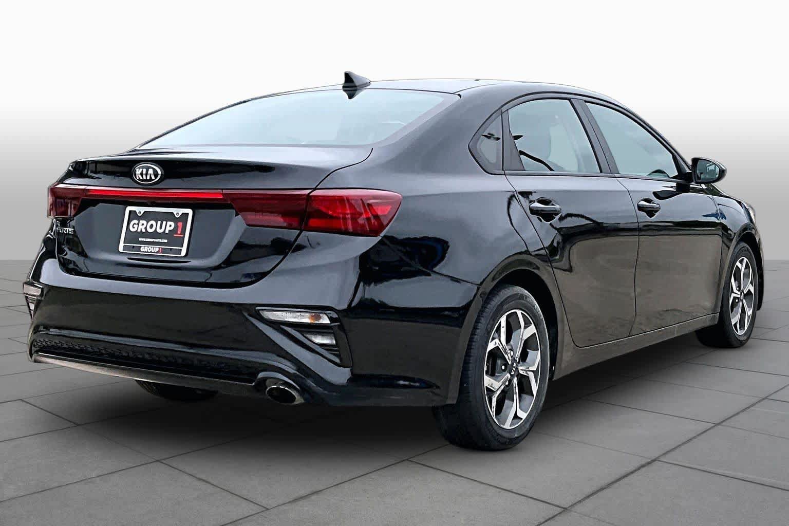 Used 2021 Kia Forte LXS FWD image 12