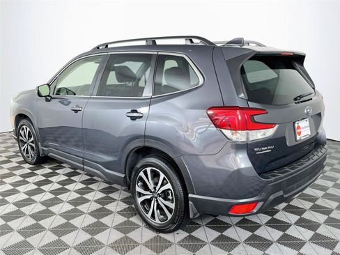 Used 2023 Subaru Forester Limited AWD/4WD image 7