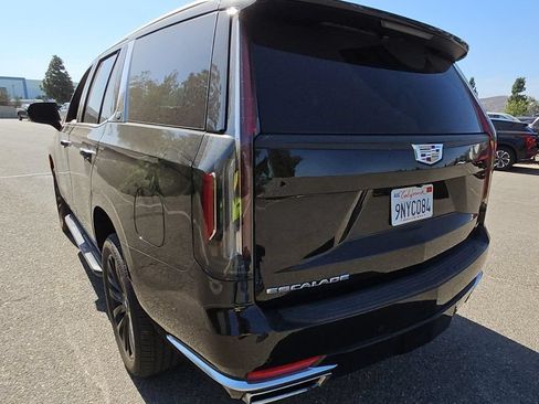 Used 2024 Cadillac Escalade Luxury RWD image 9