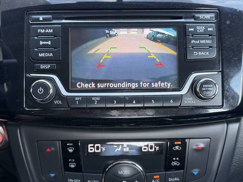 Used 2018 Nissan Sentra SV FWD image 27