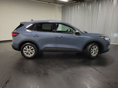 Used 2023 Ford Escape Active image 9