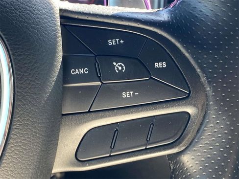 Used 2022 Dodge Charger R/T w/ Blacktop Package image 59