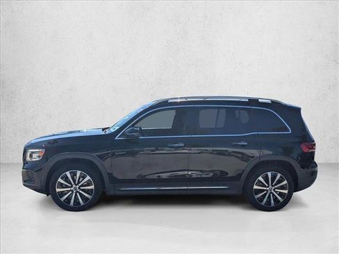 Certified 2022 Mercedes-Benz GLB 250 image 9