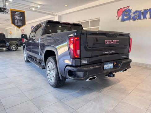 Certified 2022 GMC Sierra 1500 Denali image 5