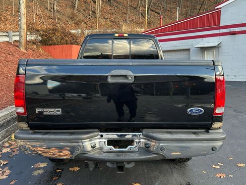 Used 2004 Ford F350 Lariat AWD/4WD image 4