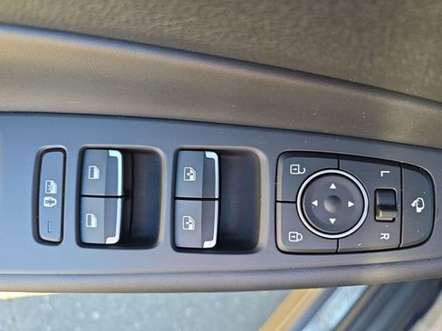 Certified 2022 Hyundai Santa Fe Limited image 42