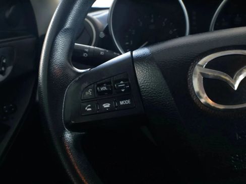 Used 2011 MAZDA MAZDA3 i Touring image 21
