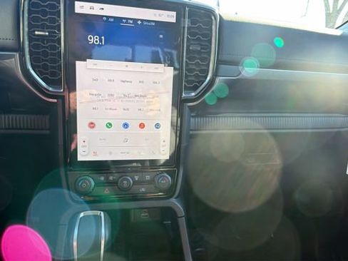 New 2025 Ford Ranger Lariat w/ FX4 Off-Road Package image 12