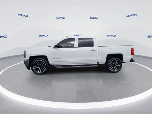 Used 2017 Chevrolet Silverado 1500 LT w/ LPO, Black Pack image 5