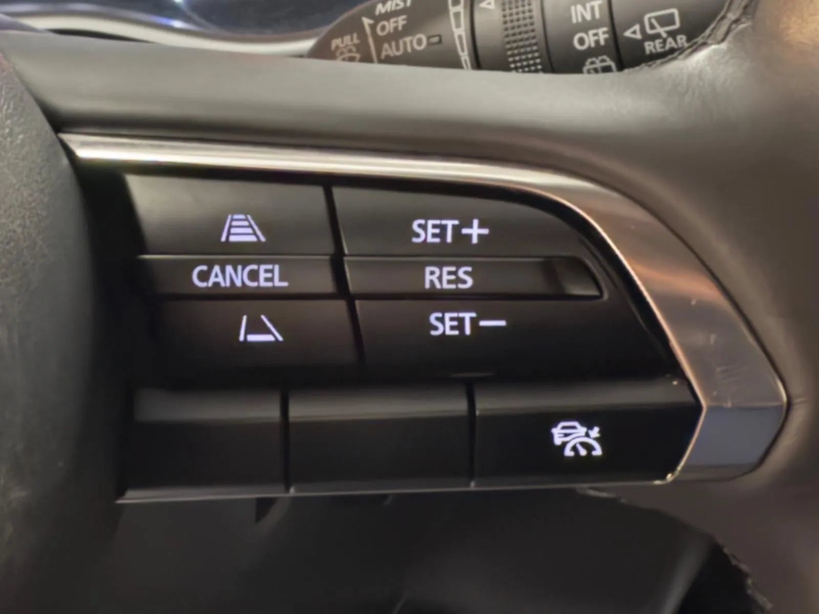 Used 2024 MAZDA CX-30 AWD 2.5 S w/ Premium Package image 33