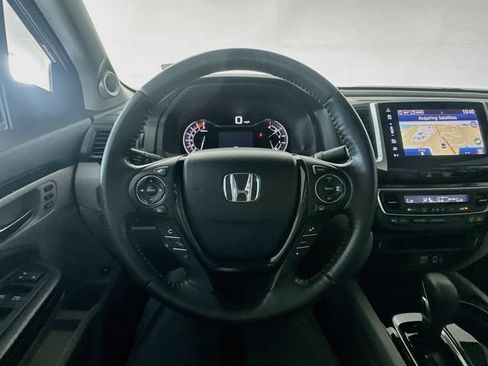 Used 2019 Honda Ridgeline RTL-E image 11