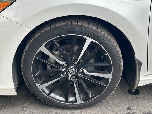 Used 2020 Toyota Camry XSE w/ Accessory Appearance Package FWD image 3