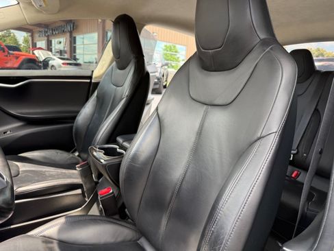 Used 2015 Tesla Model S 70D AWD/4WD image 27
