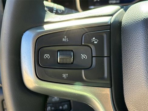 Used 2024 Chevrolet Silverado 2500 LT image 29