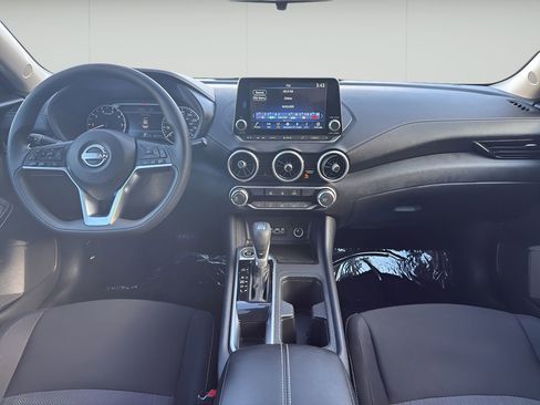 Used 2025 Nissan Sentra SV image 23