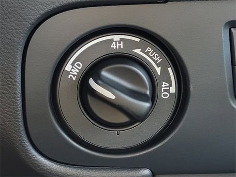 New 2026 Nissan Frontier SV w/ SV Convenience Package image 16