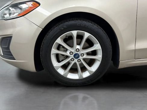 Used 2019 Ford Fusion SE FWD image 29