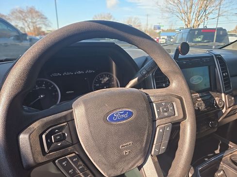 Used 2022 Ford F250 XLT w/ XLT Premium Package image 13