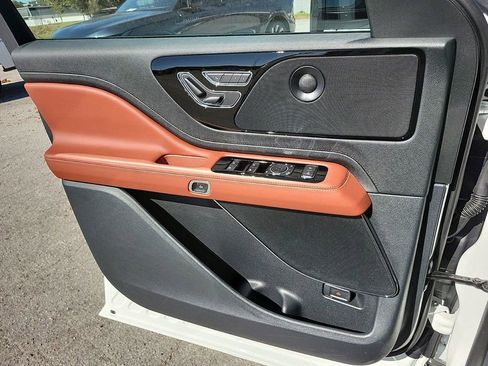 New 2025 Lincoln Aviator Reserve w/ Illumination Package image 21