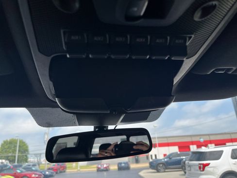 Used 2019 Ford F150 Raptor w/ Equipment Group 802A Luxury AWD/4WD image 35