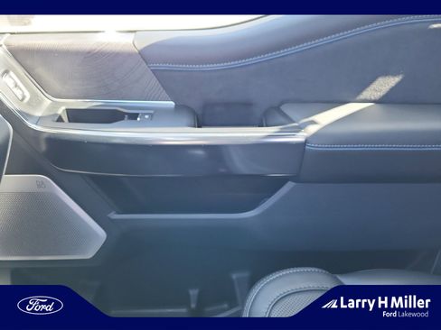 New 2025 Ford F350 Platinum w/ Tremor Off-Road Package image 16