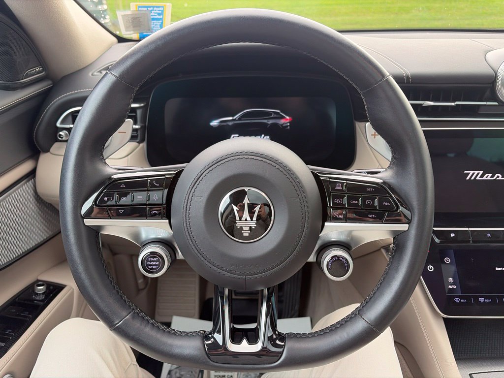 Used 2023 Maserati Grecale GT AWD/4WD image 5