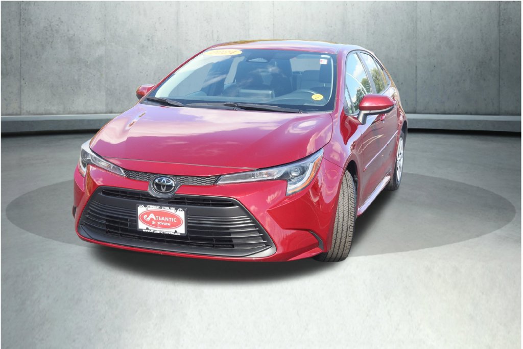 Used 2024 Toyota Corolla LE FWD image 30