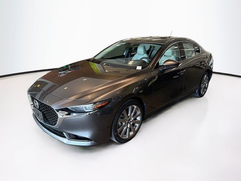 Used 2019 MAZDA MAZDA3 AWD Sedan w/ Premium Package image 3