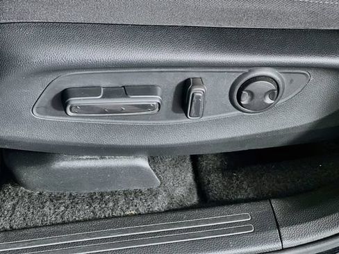 Used 2023 Honda CR-V EX image 13