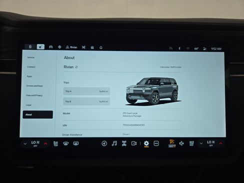 Used 2024 Rivian R1S Adventure AWD/4WD image 29