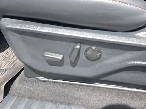 Used 2025 Ford F150 Lariat w/ FX4 Off-Road Package image 10