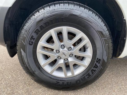 Used 2017 Nissan Frontier SV image 21