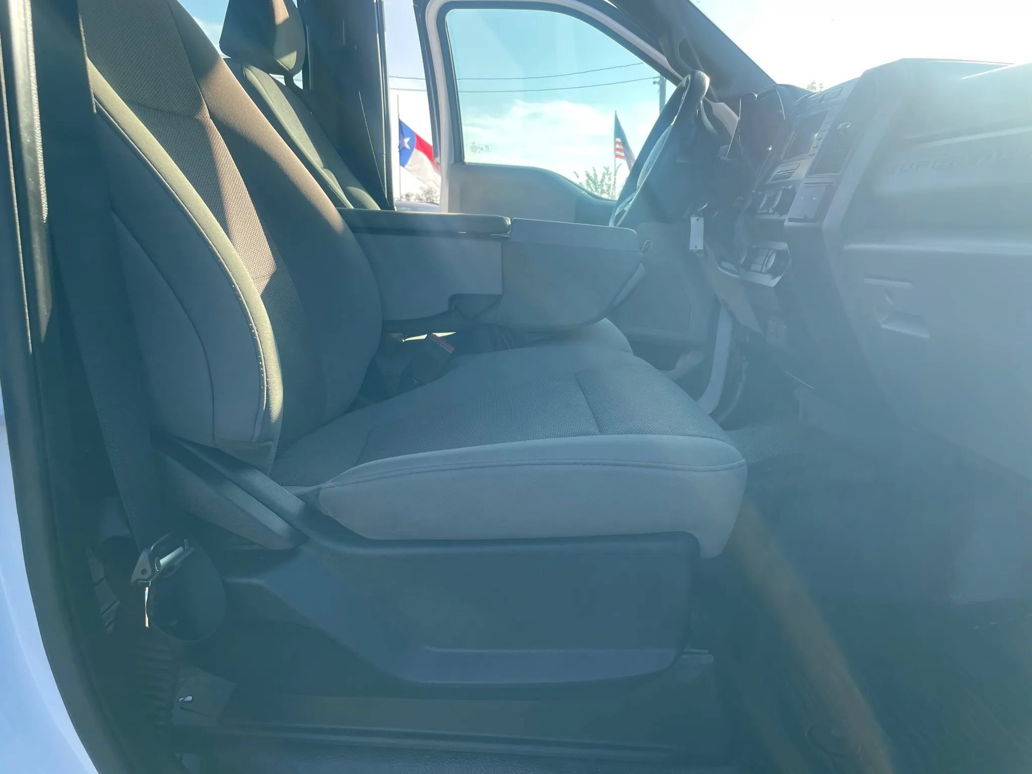 Used 2020 Ford F350 XL w/ Power Equipment Group AWD/4WD image 16