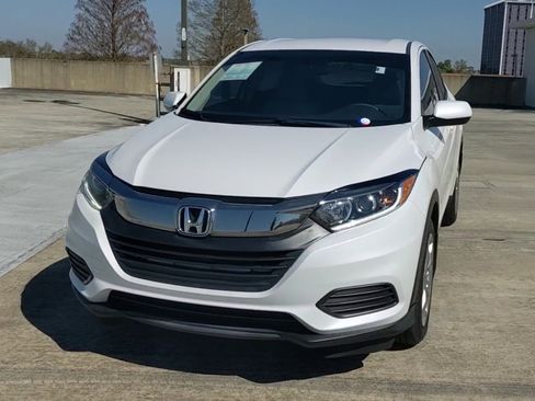 Used 2019 Honda HR-V LX image 6