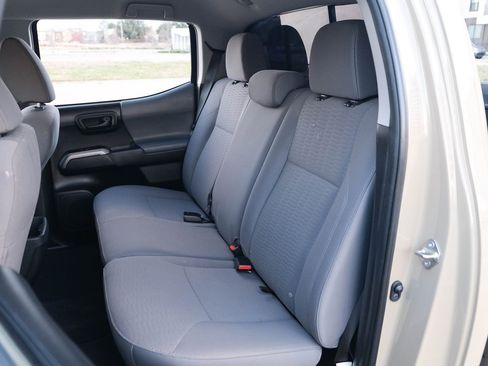 Used 2019 Toyota Tacoma SR5 image 20