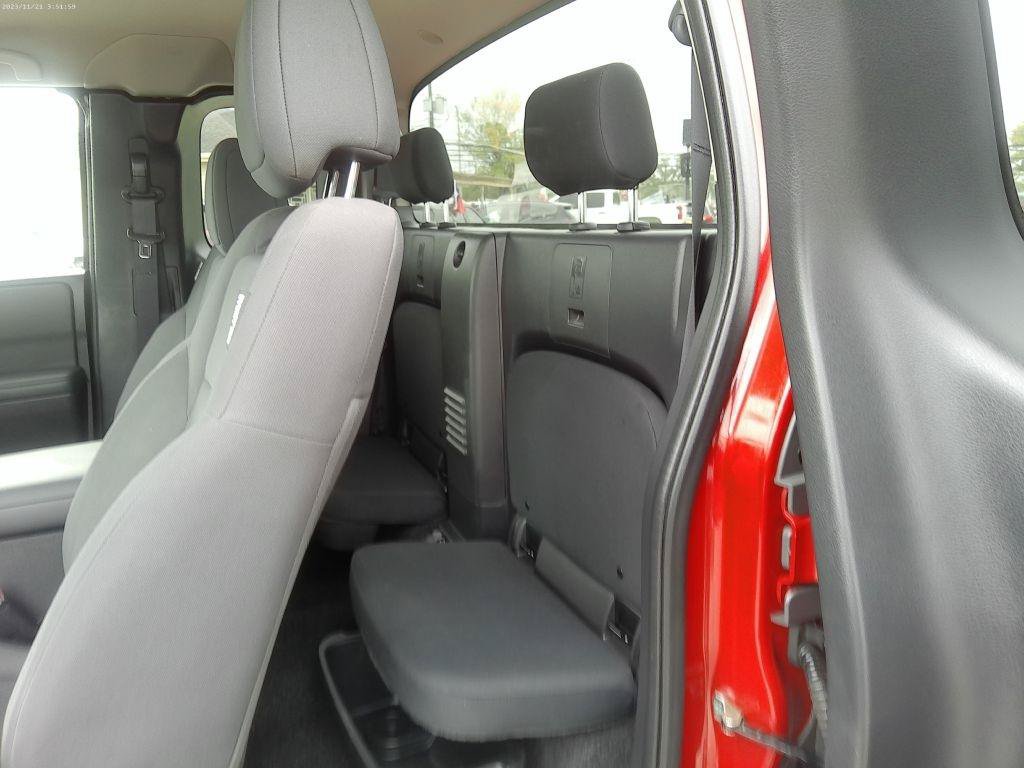 Used 2022 Nissan Frontier S RWD image 22