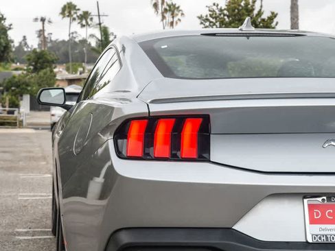 Used 2024 Ford Mustang Premium RWD image 6
