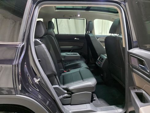 Certified 2023 Volkswagen Atlas SE w/ Panoramic Sunroof Package AWD/4WD image 33