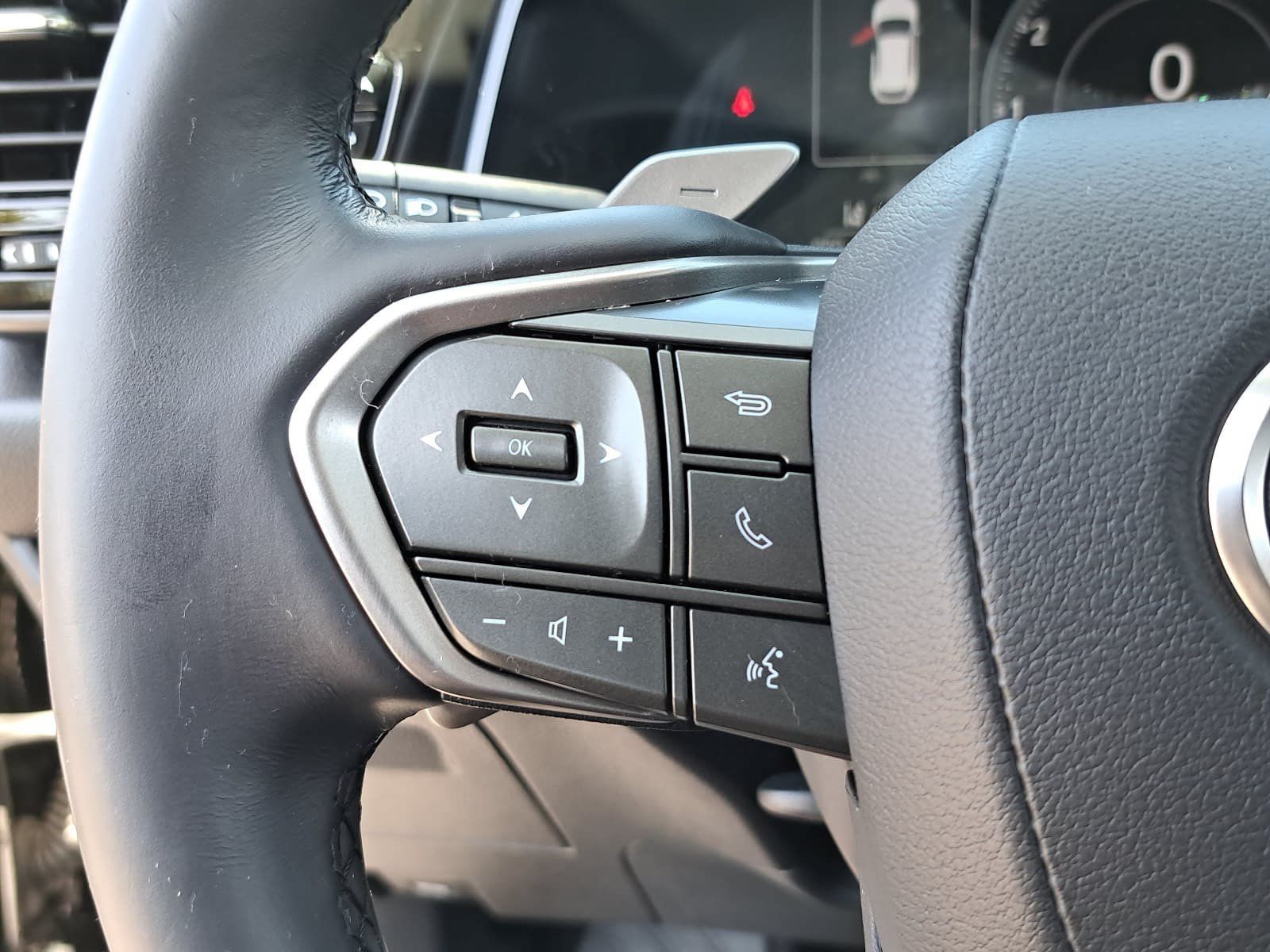 Used 2024 Lexus NX 250 FWD image 18