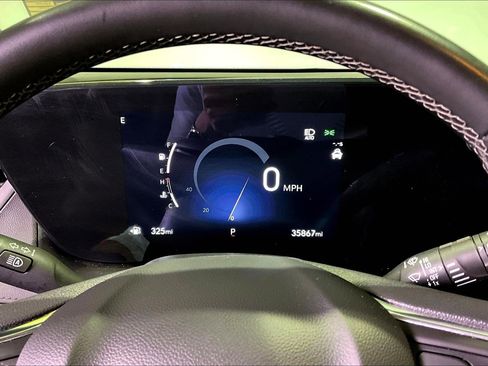 Used 2025 Buick Encore GX Preferred FWD image 13